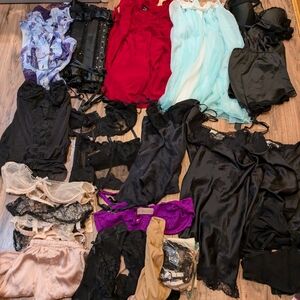 Lingerie Bundle (over 13 pieces)